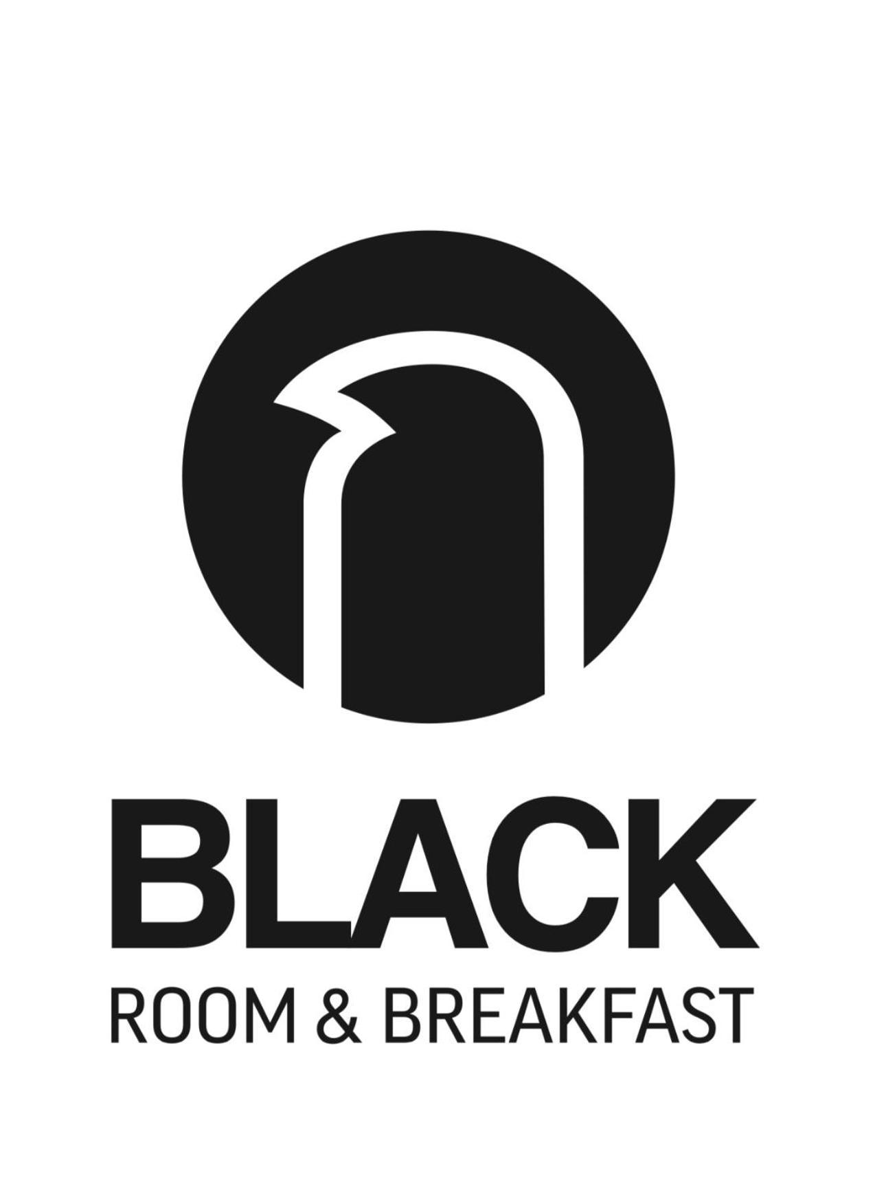 Black Room & Breakfast Bari Exteriör bild